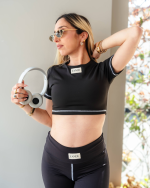 Serena short sleeve crop top - Image 2