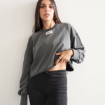 Dua long sleeve crop top