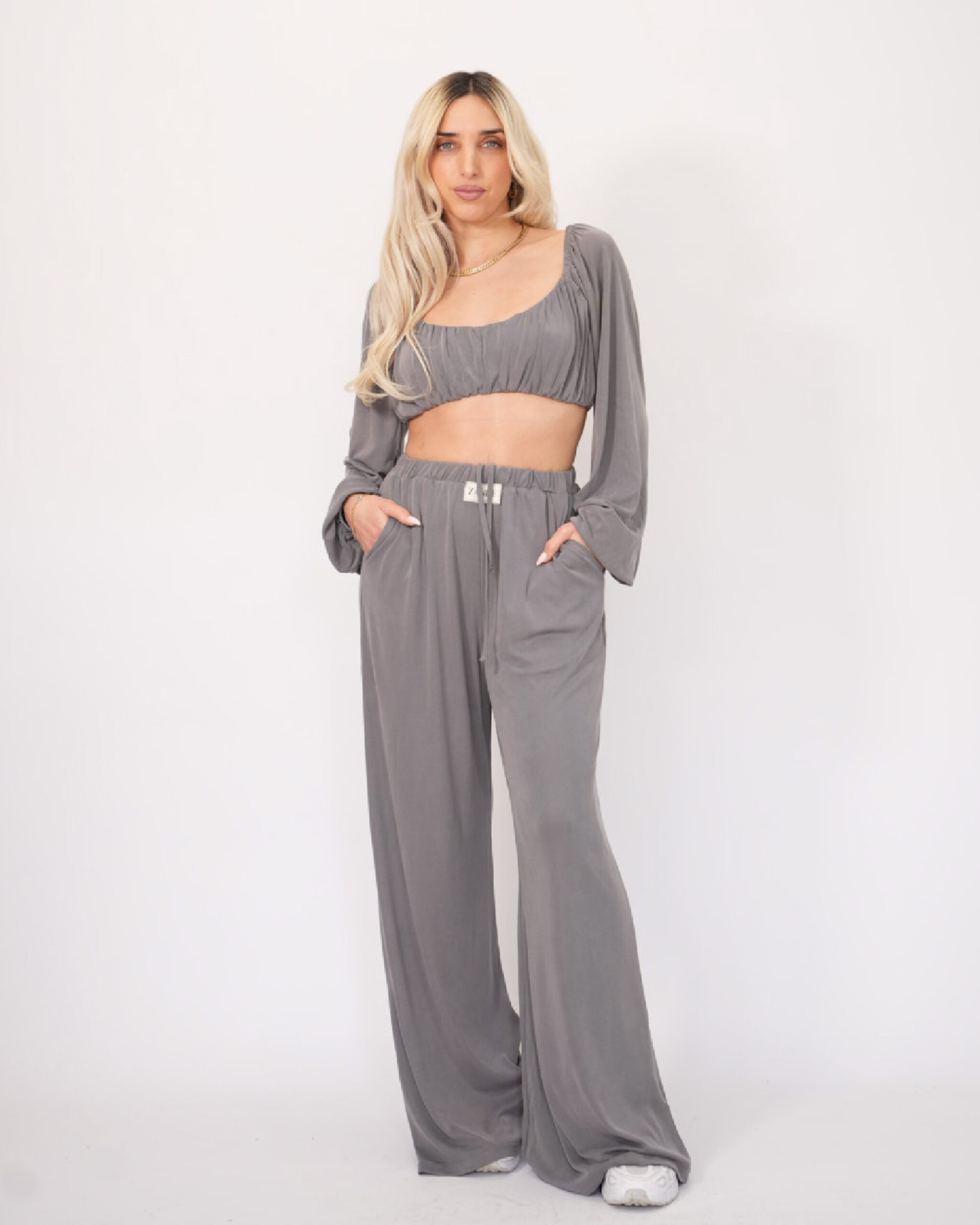 AN69-1-GREY Peri pants and cropped top - Image 1