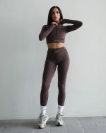 Choco crop top with zip - Image 5